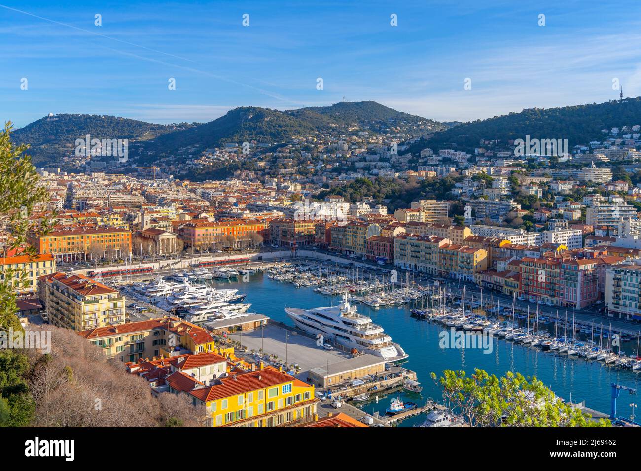 Il Porto Vecchio, Nizza, Alpi Marittime, Costa Azzurra, Provenza-Alpi-Costa Azzurra, Francia, Mediterraneo, Europa Foto Stock