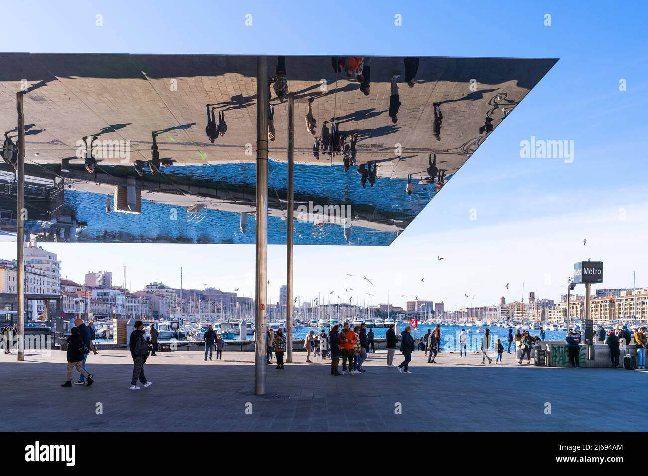 L'ombriere di Norman Foster, Porto Vecchio, Marsiglia, Provenza-Alpi-Costa Azzurra, Francia, Mediterraneo, Europa Foto Stock