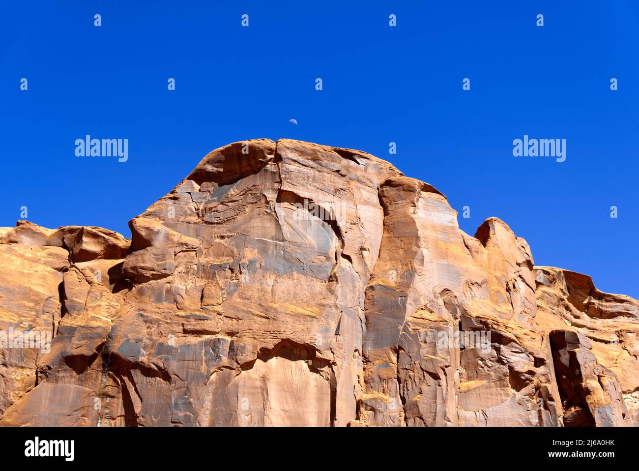 Monument Valley - Luna sopra Butte Foto Stock