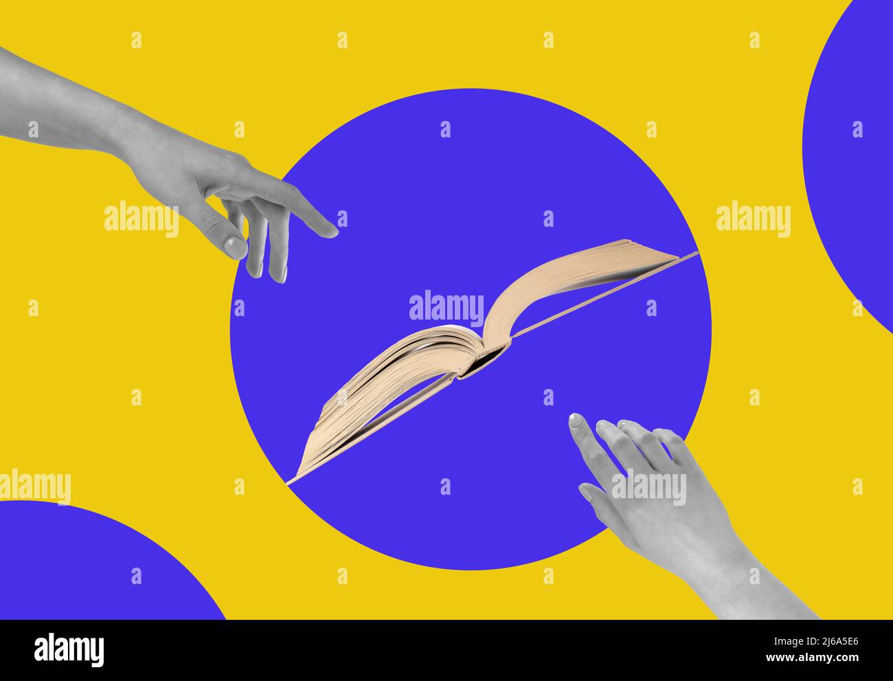 Collage moderno con le mani della donna che dirigono al libro. Educazione, sviluppo intellettuale, saggezza, concetto di illuminazione in blu e giallo. Foto di alta qualità Foto Stock