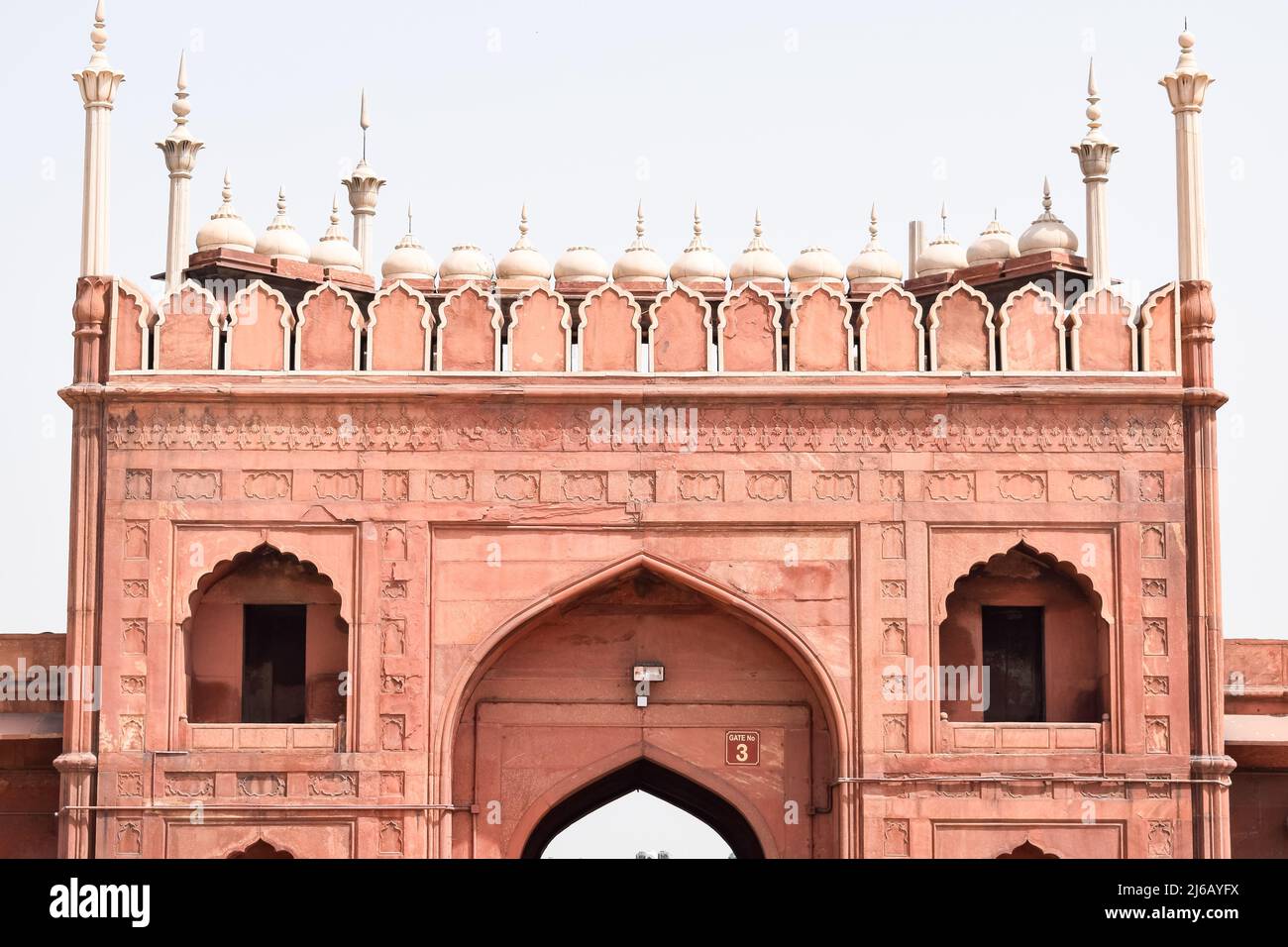 Dettagli architettonici della Moschea di Jama Masjid, Vecchia Delhi, India, la spettacolare architettura della Grande Moschea del Venerdì (Jama Masjid) a Delhi 6 durante Foto Stock