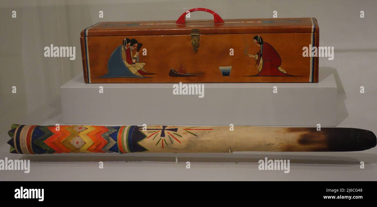 Top, Peyote Box of Navajo Artist, Bottom Church Lighter Stick of Cheyenne Artist (1960) Denver Museum of Art Foto Stock