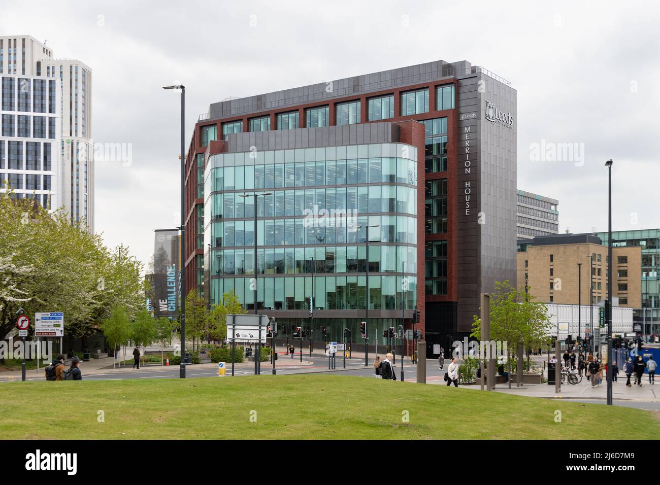 Leeds Merrion House, Leeds City Council City Center Community hub, Woodhouse Lane, Leeds, West Yorkshire, Inghilterra, REGNO UNITO Foto Stock