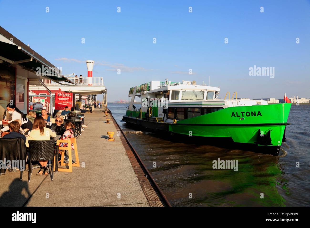 Blankenese, Elbe-Pier con Ristorante FISCHclub Blankenese, Amburgo, Germania, Europa Foto Stock