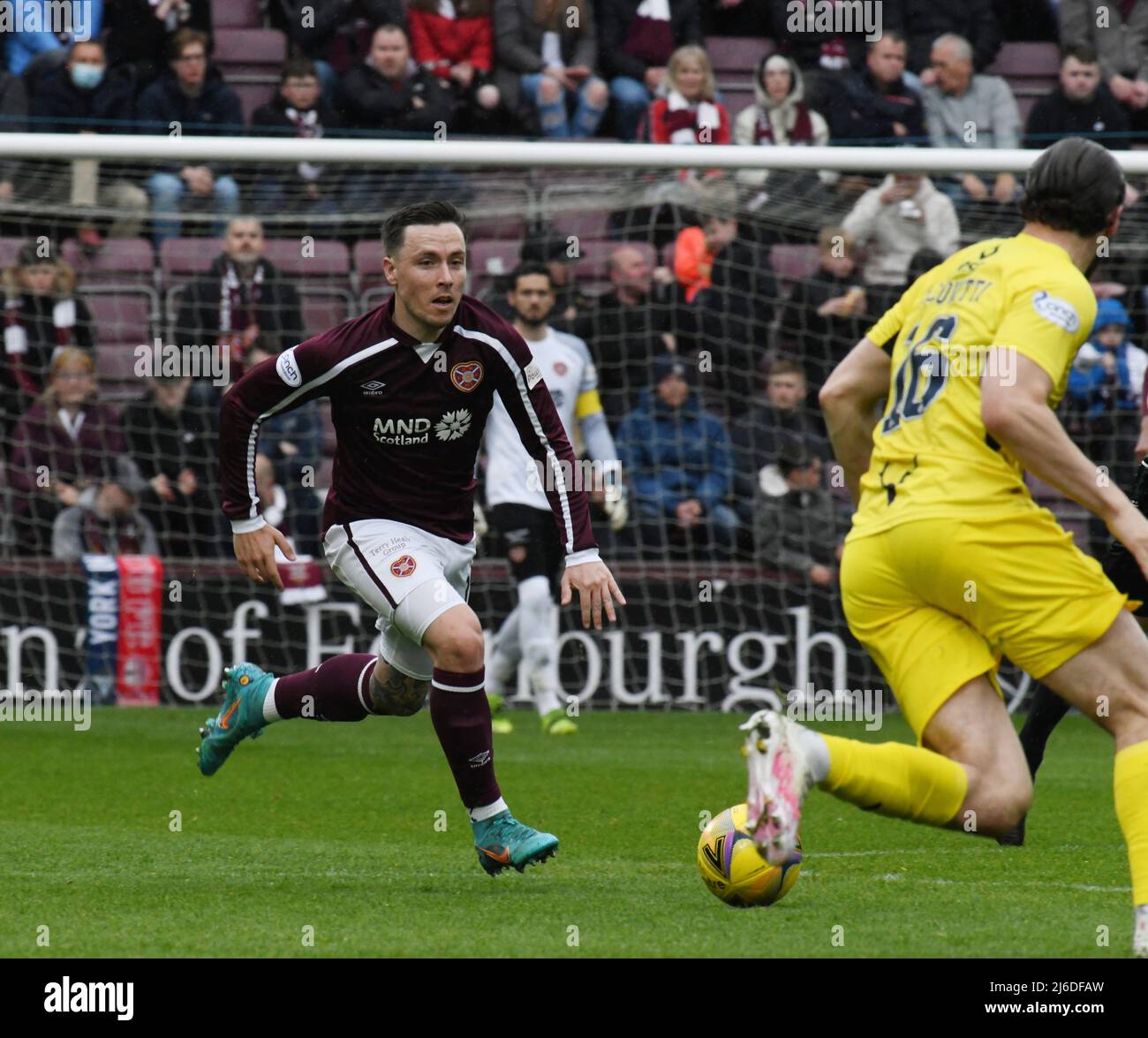 Tynecastle Park Edinburgh.Scotland UK 30th April 22. Heart of Midlothian vs Ross County Cinch Premiership Match. Hearts' Barrie McKay Credit: eric mccowat/Alamy Live News Foto Stock