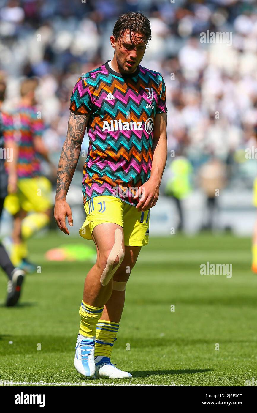 TORINO, Italia. 01st maggio 2022. Luca Pellegrini del Juventus FC durante la partita tra Juventus FC e Venezia FC il 01 maggio 2022 allo Stadio Allianz di Torino. Credit: Massimiliano Ferraro/Medialys Images/Alamy Live News Foto Stock