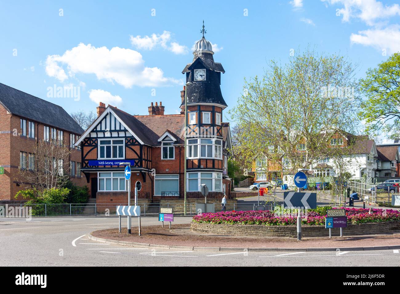 La casa di Clock, Orologio casa rotonda di Farnborough, Hampshire, Inghilterra, Regno Unito Foto Stock