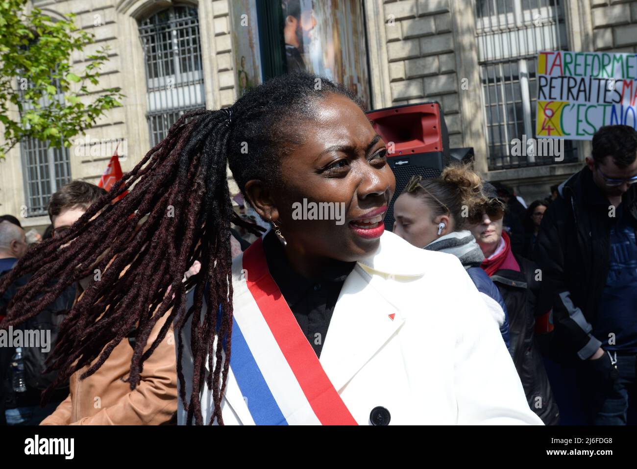 jean luc melenchon era atteso da diverse centinaia di persone per il suo discorso del 1st maggio presso la "Place de la république" di Parigi Foto Stock