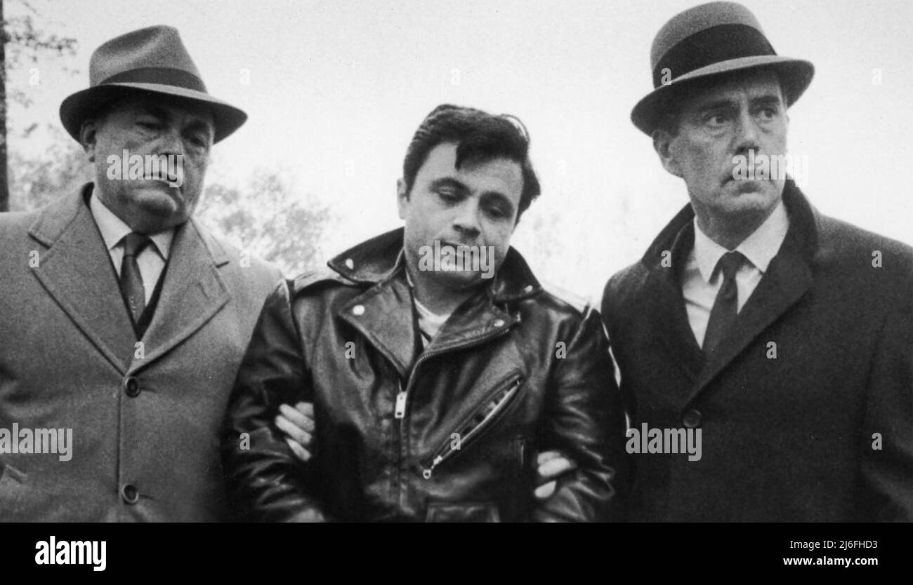 IN COLD BLOOD 1967 Columbia Pictures film con Robert Blake (centro) come Perry Smith Foto Stock