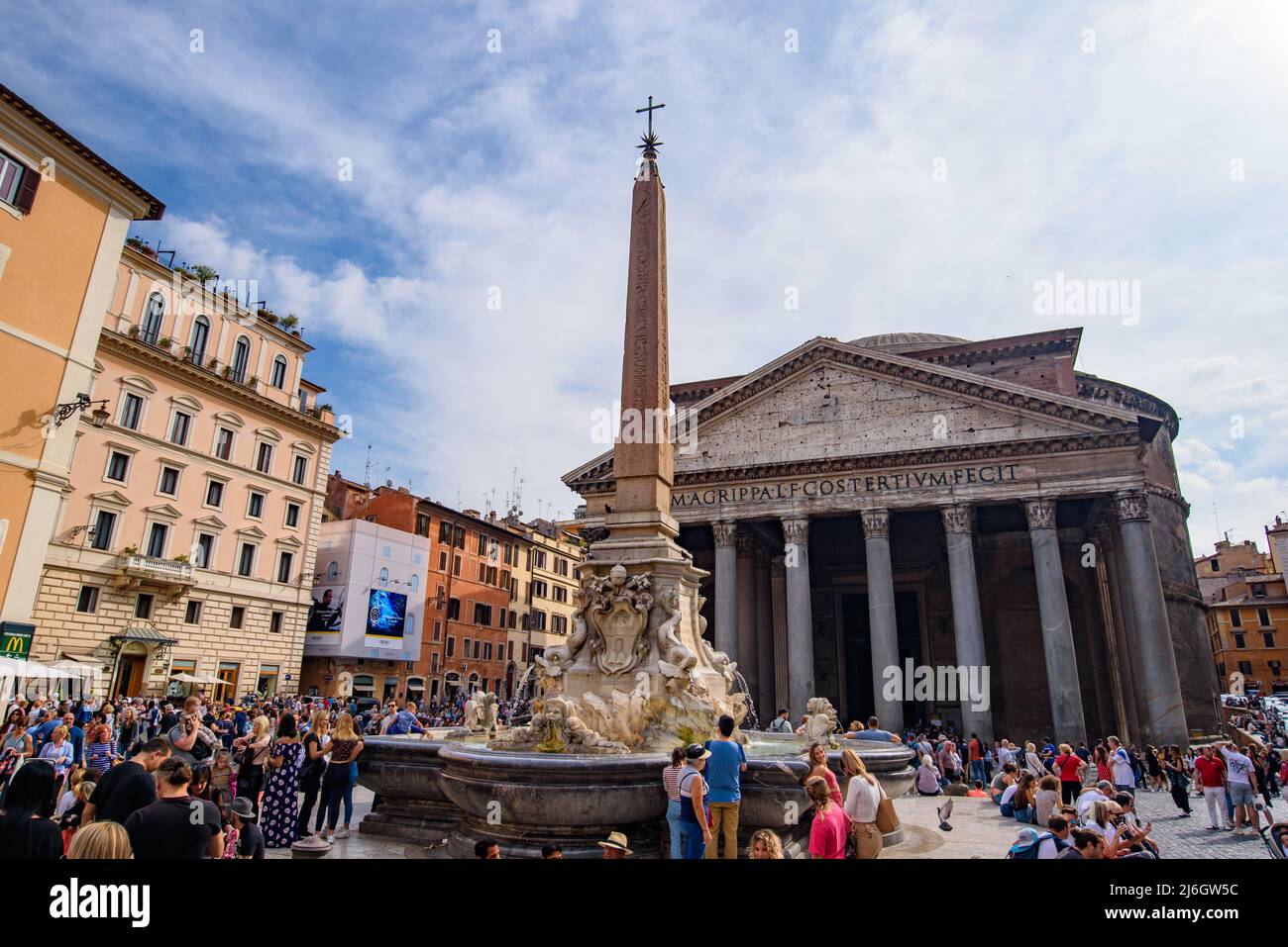 Pantheon, ex tempio romano e chiesa cattolica, a Roma Foto Stock