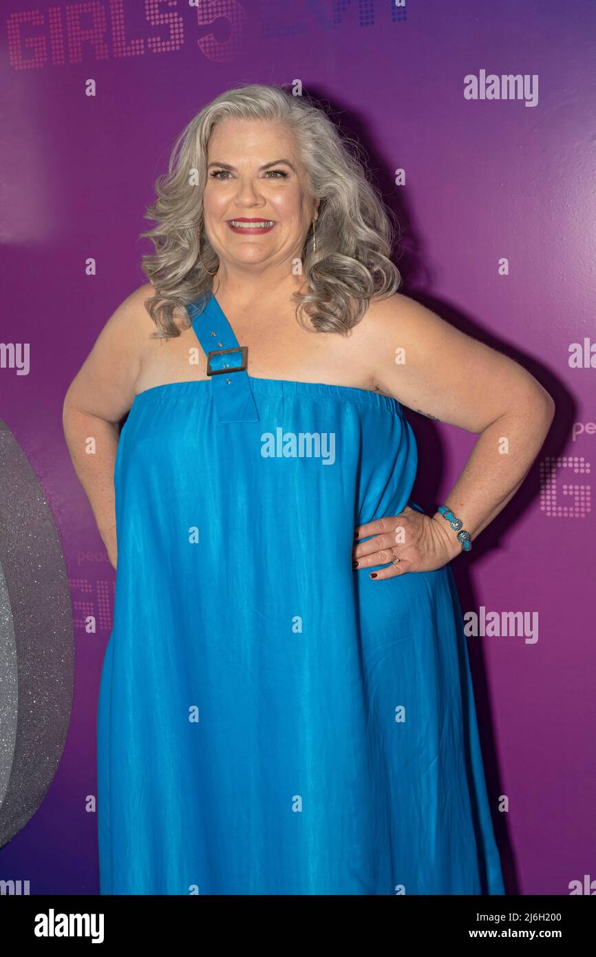 Paula Pell è presente al Roxy Hotel di New York nella stagione 'Girls5eva' della Peacock's 2 Premiere. Foto Stock