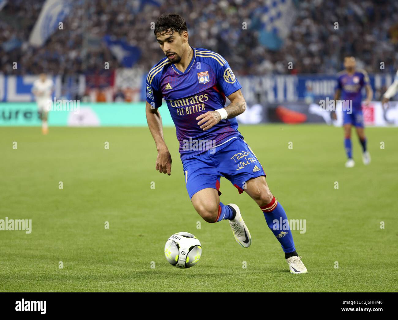 Lucas Paqueta di Lione durante il campionato francese Ligue 1 partita di calcio tra Olympique de Marseille (OM) e Olympique Lyonnais (OL, Lione) il 1 maggio 2022 presso lo Stade Velodrome di Marsiglia, Francia - Foto: Jean Catuffe/DPPI/LiveMedia Foto Stock