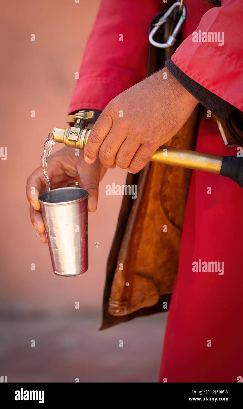 Venditori d'acqua di Marrakech e Morroco Foto Stock