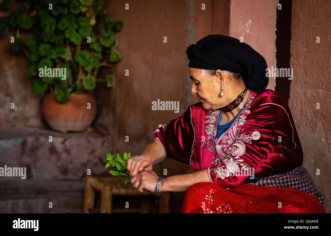 Tè alla menta a Marrakesh e in Marocco Foto Stock