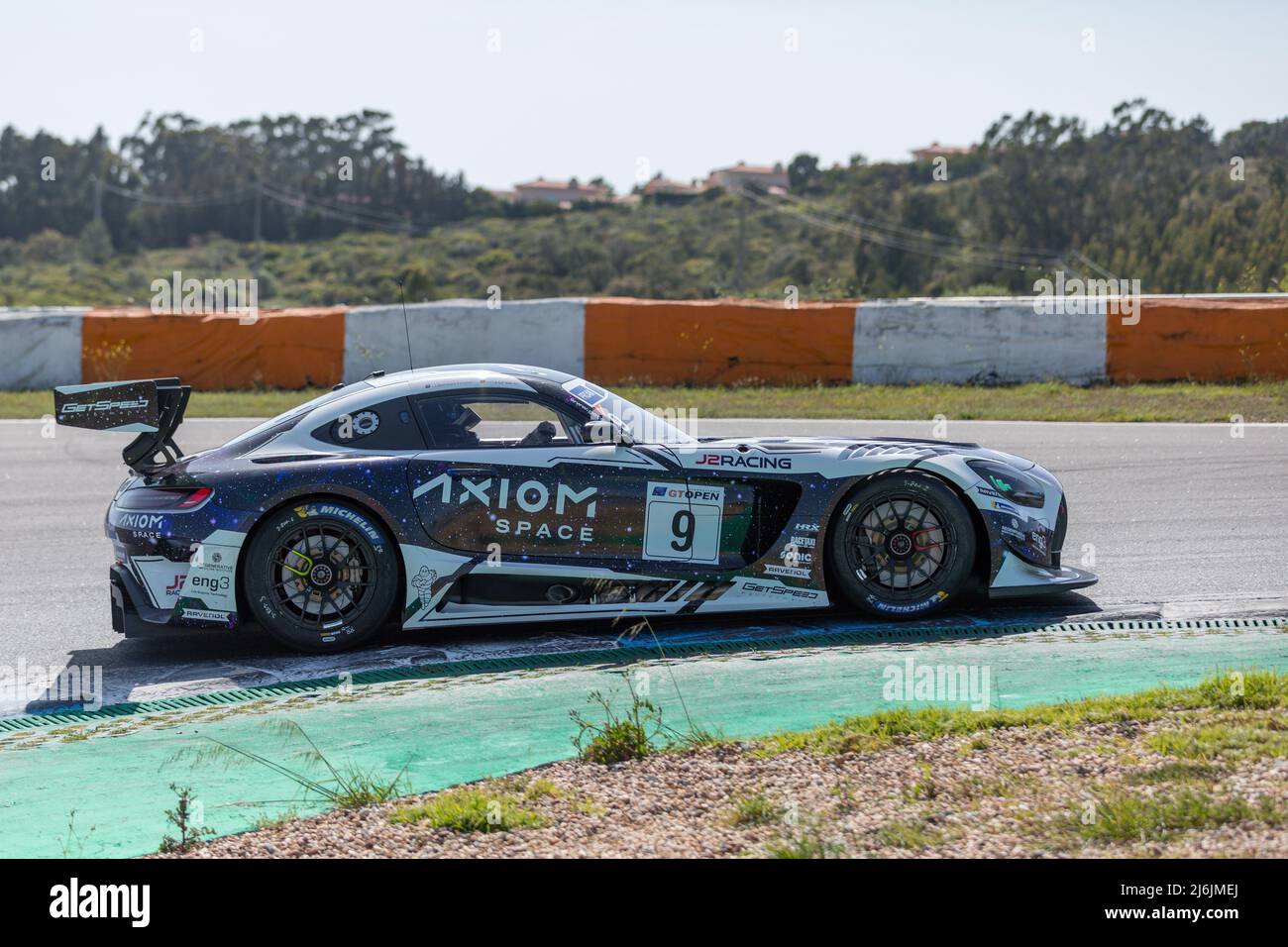 Aprile 30, 2022. Estoril, Portogallo. La #9 GetSpeed Performance - Mercedes AMG GT3 2022, guidata da Janine Shoffner (GBR) e Moritz Kranz (DEU) in azione durante il round 1 dell'International GT Open © Alexandre de Sousa/Alamy Live News Foto Stock