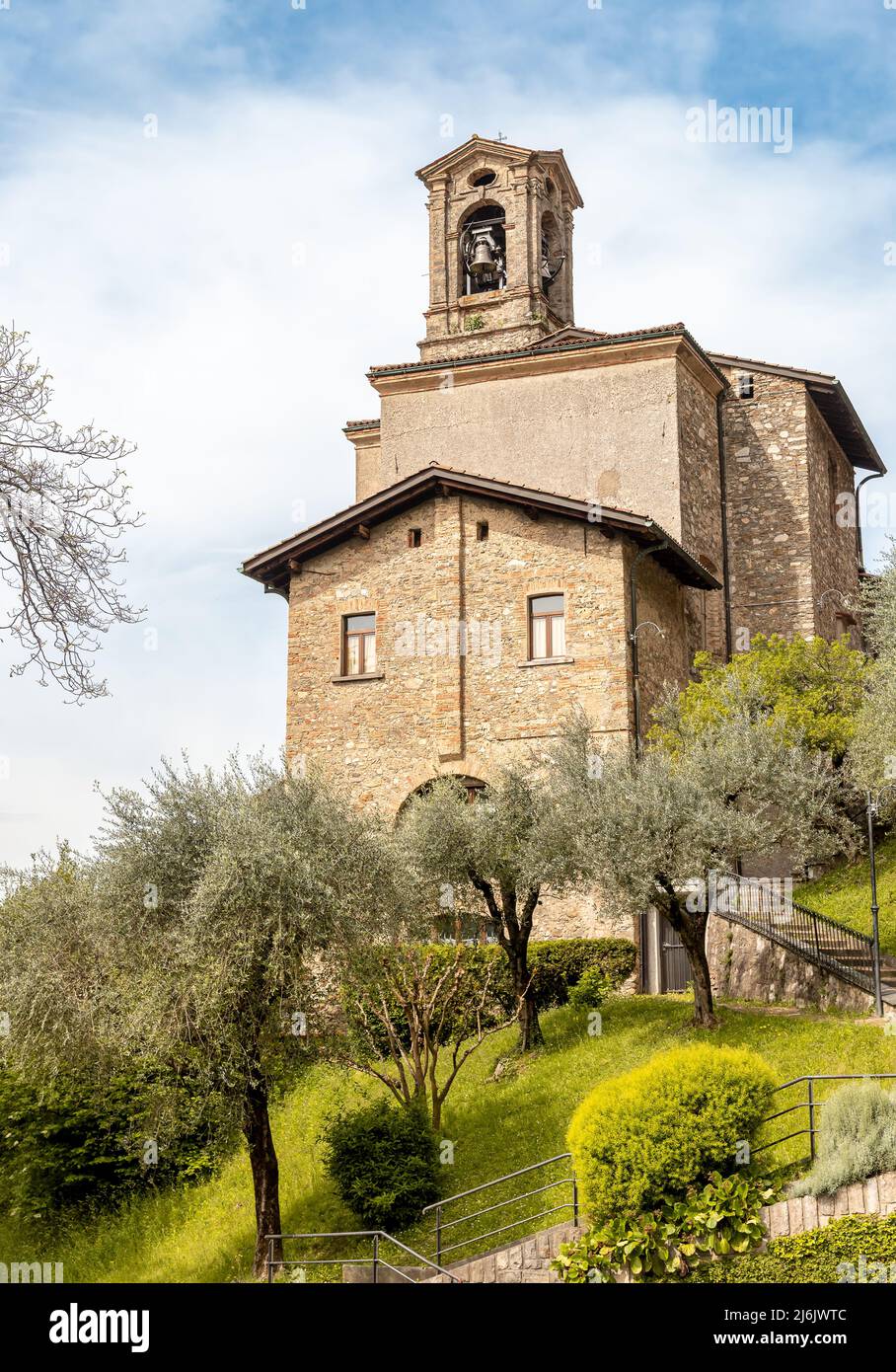 Vista dell'antica parrocchia di San Giorgio a Castagnola a Lugano, Ticino, Svizzera Foto Stock