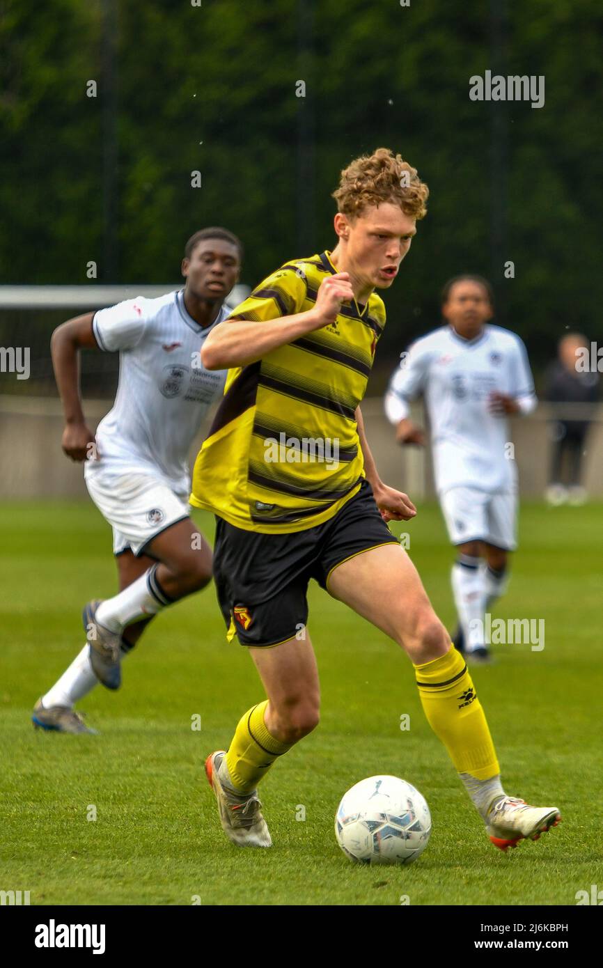 Swansea, Galles. 30 aprile 2022. Jack Grieves di Watford Under 18s durante la partita della Professional Development League tra Swansea City Under 18 e Watford Under 18 alla Swansea City Academy di Swansea, Galles, Regno Unito il 30 aprile 2022. Credit: Duncan Thomas/Majestic Media. Foto Stock