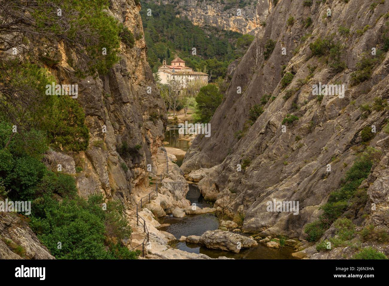 Estret de la Fontcalda Gola e il fiume Canaletes (Terra alta, Tarragona, Catalogna, Spagna) ESP: Desfiladero de la Fontcalda y Río Canaletes Foto Stock