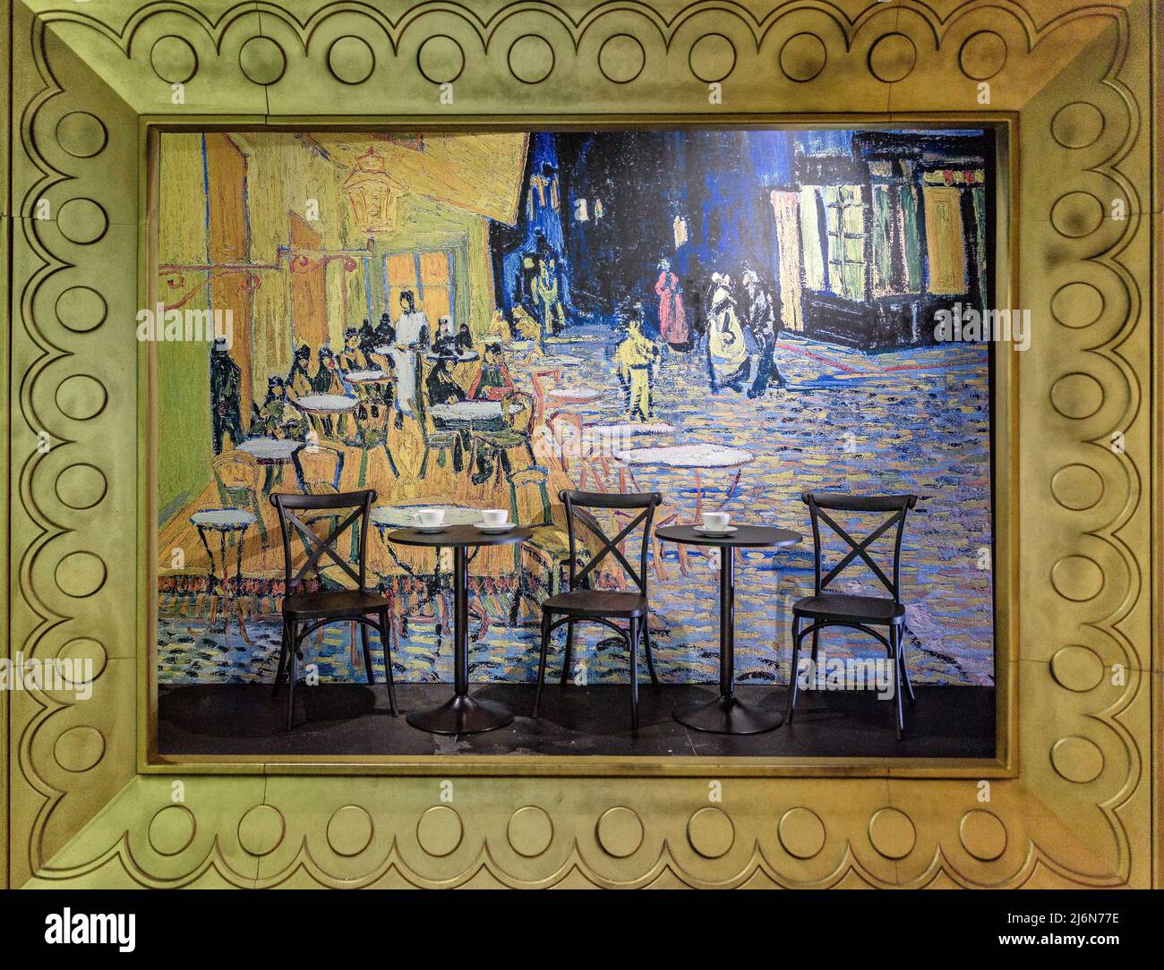 Mostra coinvolgente su Van Gogh nel centro commerciale Las Arenas (Barcellona, Catalogna, Spagna) ESP: Exposición inmersiva sobre Van Gogh en Barcelona Foto Stock