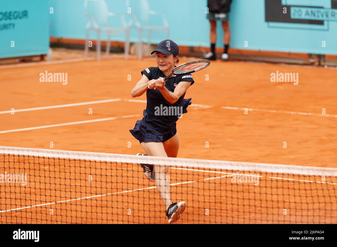 Madrid, Spagna, 3 MAGGIO 2022 - Shuko Aoyama (JPN), 3 MAGGIO 2022 - Tennis : Aoyama durante la partita a doppio 2nd contro Alize Cornet e Ajla Tomljanovic nei tornei WTA 1000 Mutua Madrid Open di tennis al Caja Magica di Madrid, Spagna. (Foto di Mutsu Kawamori/AFLO) Foto Stock