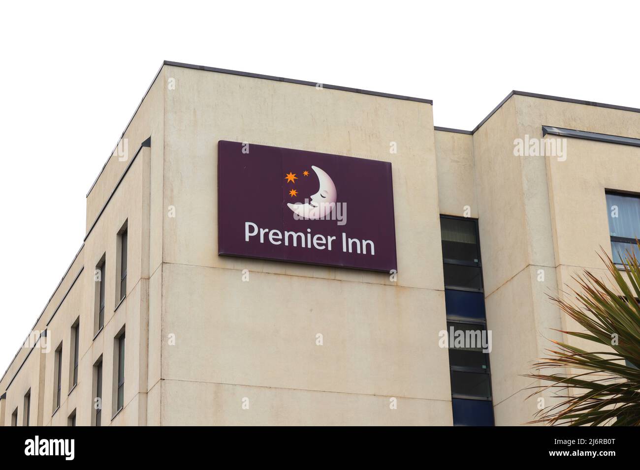 Weston-super-Mare, Regno Unito - 2nd Maggio 2022 - Premier Inn sul lungomare Foto Stock