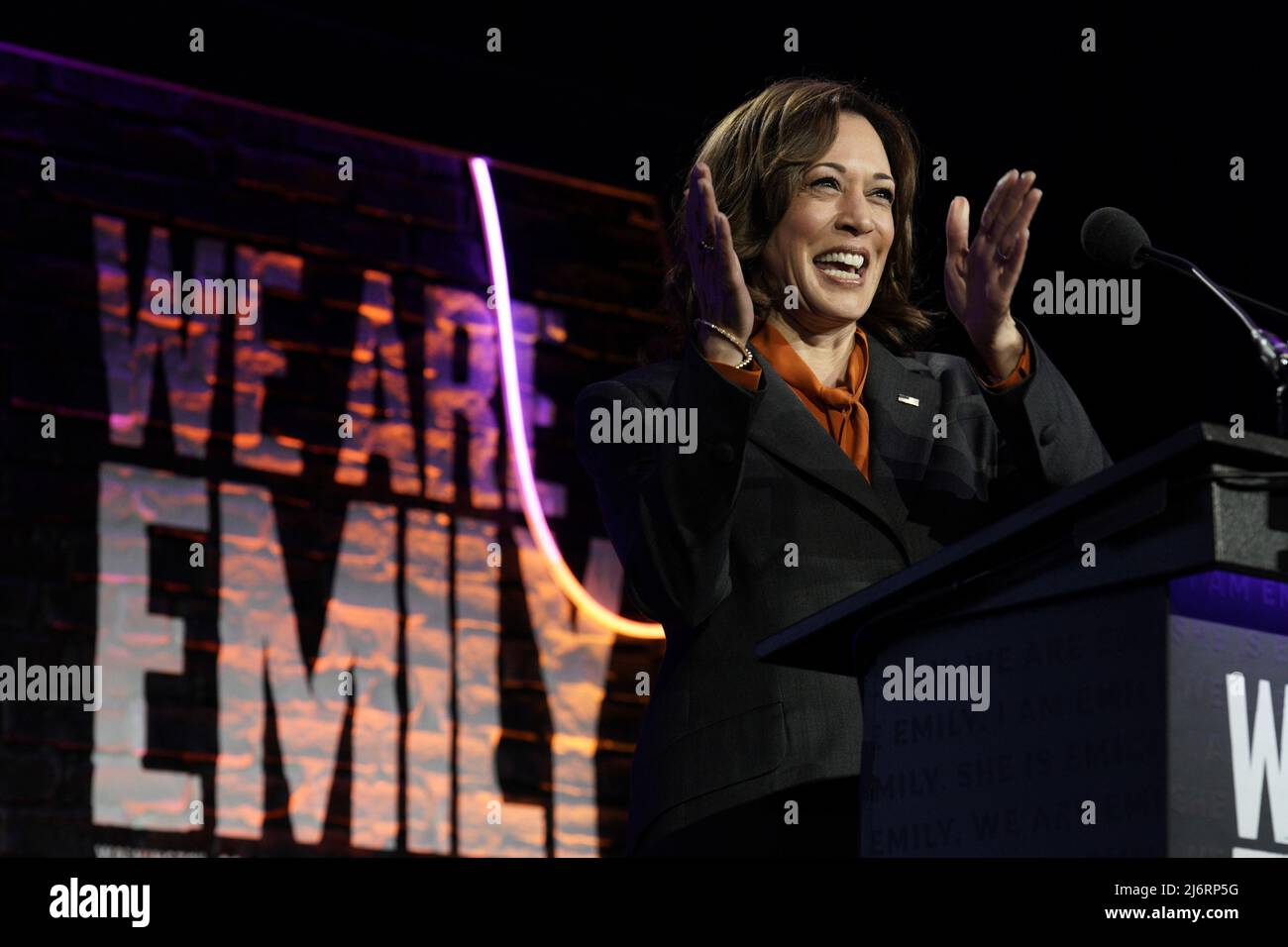 Washington, Stati Uniti, 3 maggio 2022, il vicepresidente degli Stati Uniti Kamala Harris consegna le osservazioni alla conferenza nazionale annuale 30th di We are Emily a Washington martedì 3 maggio 2022. Foto di Yuri Gripas/UPI Foto Stock