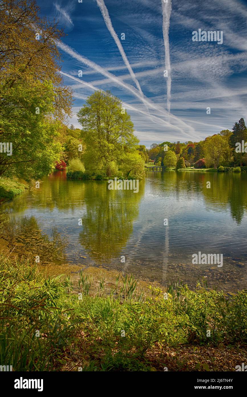 Giardini e laghi inglesi Foto Stock