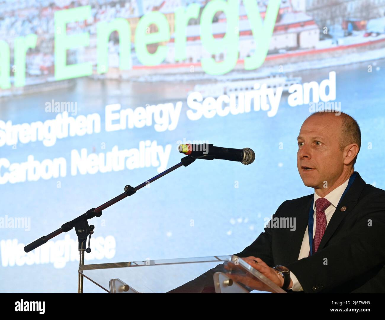 Patrick Fragman, Presidente e Chief Executive della Westinghouse Electric Company, parla durante il forum commerciale USA-ceco sull'ambiente delle opportunità nell'Ambasciata degli Stati Uniti, Praga, Repubblica Ceca, 4 maggio 2022. (Foto CTK/Michal Krumphanzl) Foto Stock