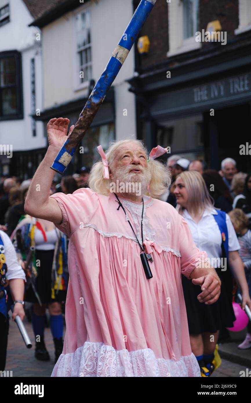 Uomo in personaggio al Rochester Sweeps Festival and Parade il giorno di maggio, Kent, UK 2022 Foto Stock