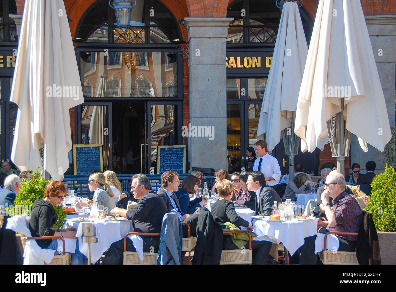 Chez Albert, ristorante a Place du Capitole, Tolosa Foto Stock