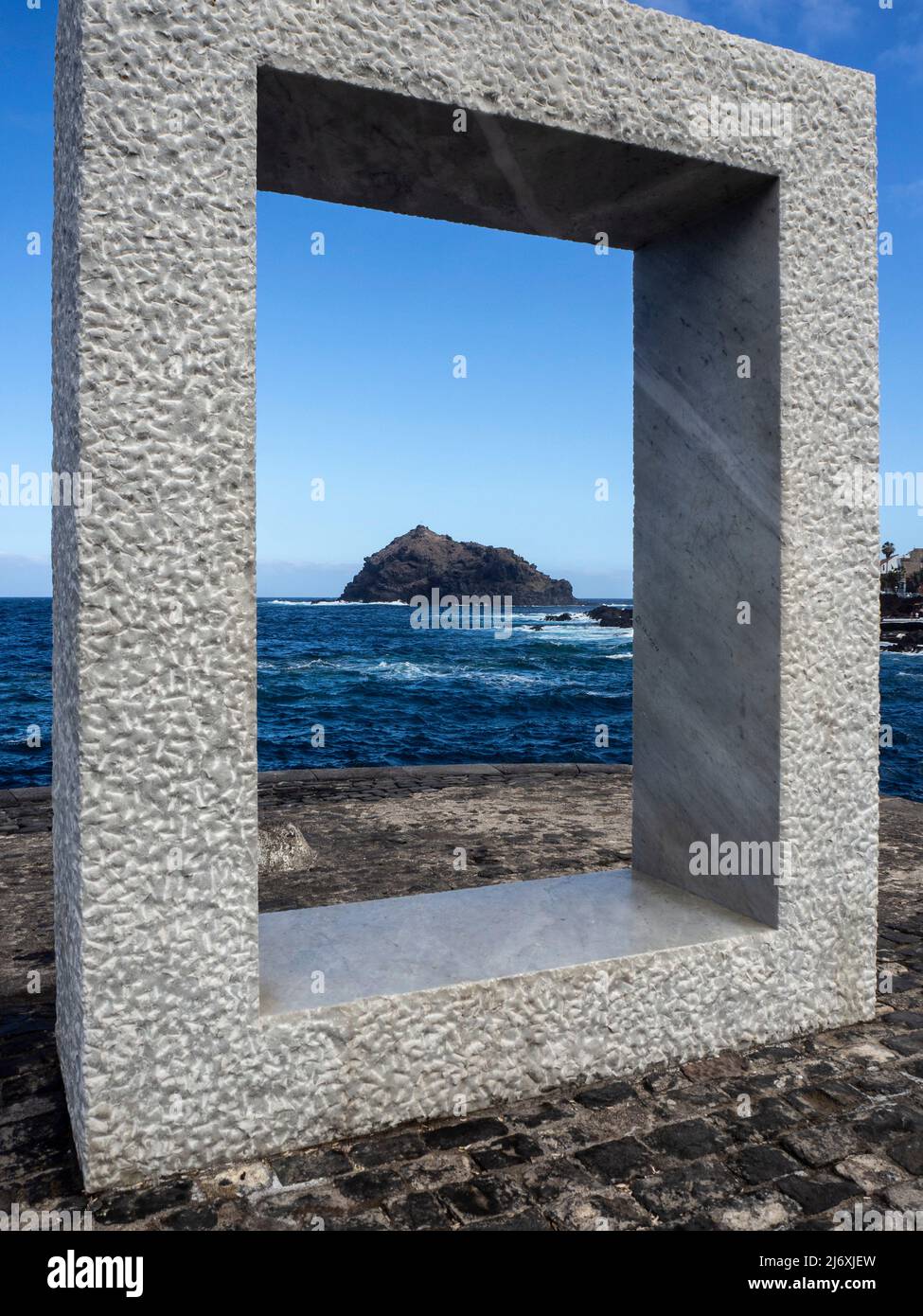 Scultura in pietra di forme geometriche a Tenerife Foto Stock
