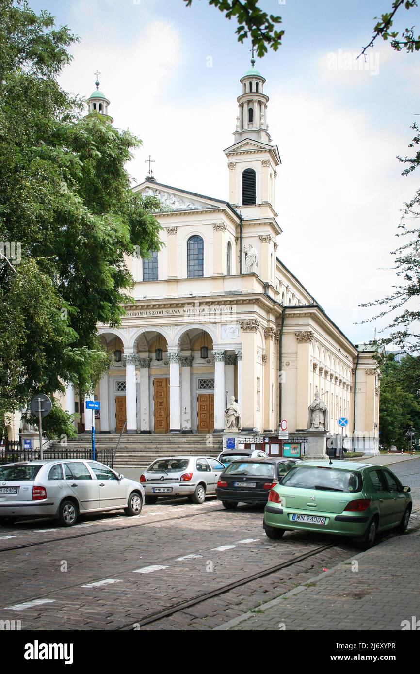Ingresso frontale della Chiesa di San Carlo Borromeo a Varsavia, Polonia Foto Stock
