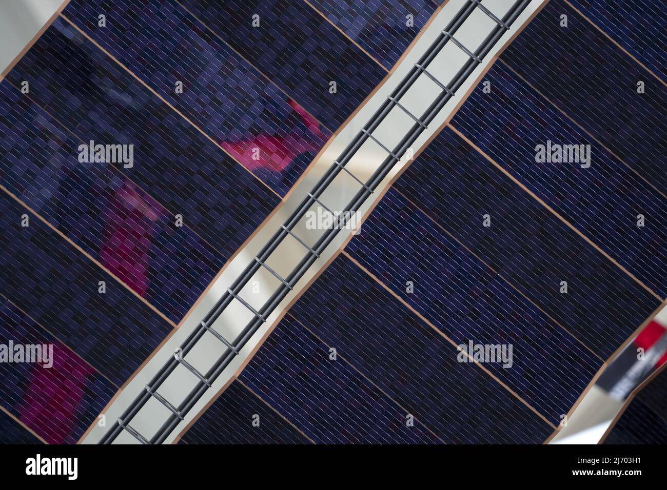 dettaglio pannello solare satellitare in primo piano Foto Stock