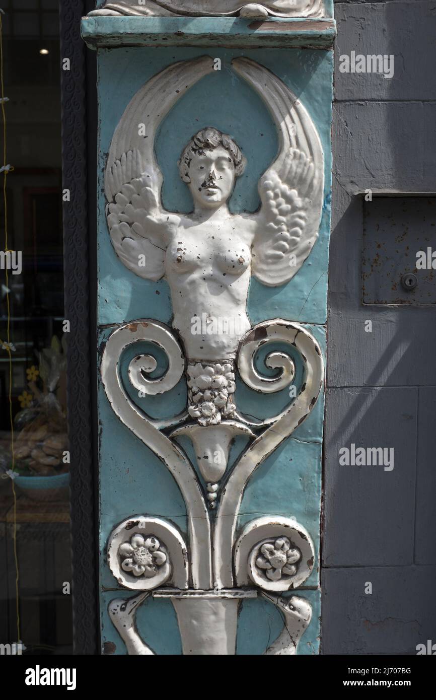 Ornate Bar facciata Napoli Italia Foto Stock