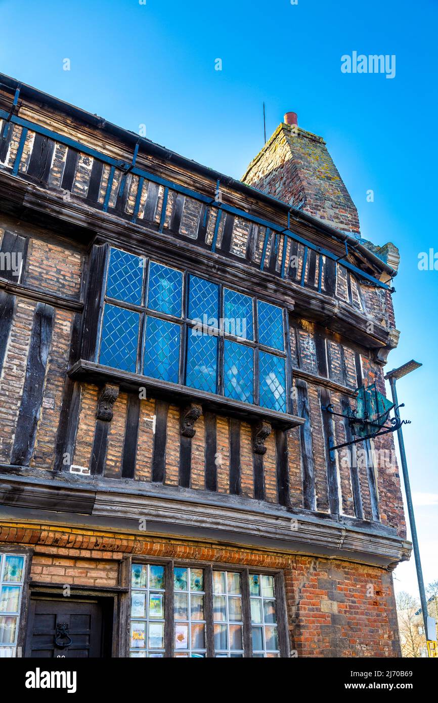 Facciata di un edificio di pesca Groenlandia a graticcio, costruito tra il 1605 e il 8, King's Lynn, Norfolk, UK Foto Stock