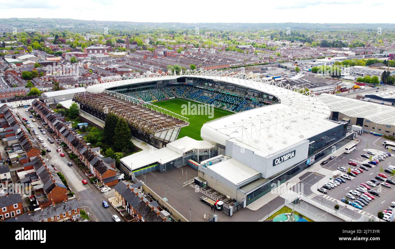 Una vista aerea dello Stadio Nazionale a Windsor Park, Belfast. Sede della squadra nazionale dell'Irlanda del Nord e dell'Irish League Side Linfield FC. Foto Stock