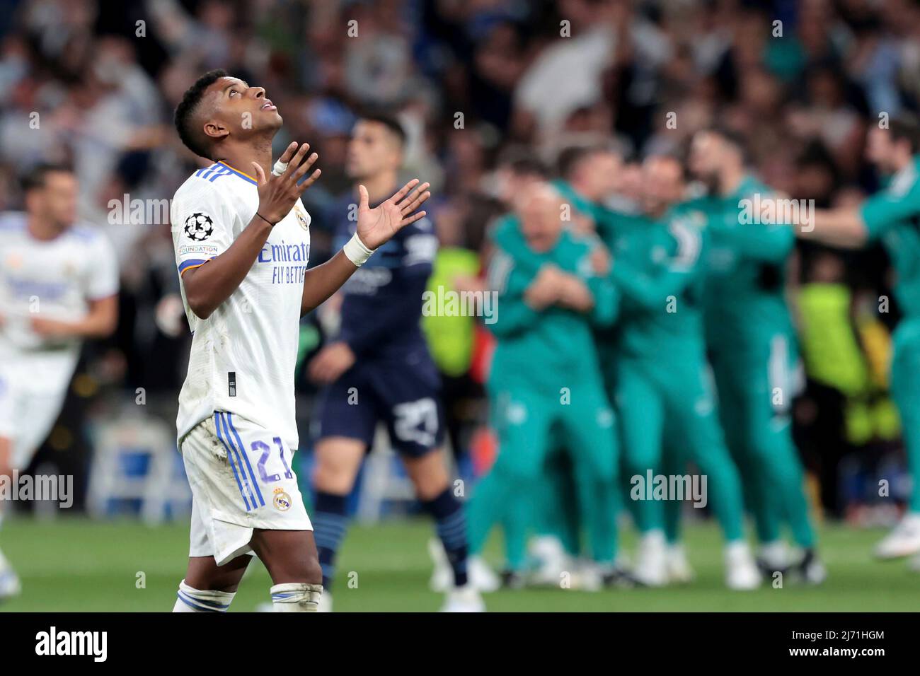 Madrid, Spagna; 04.05.2022.- Real Madrid vs Manchester City Champions League incontro semifinale tenuto allo stadio Santiago Bernabeu di Madrid Real Madrid giocatore Rodrygo alla fine del gioco si aggiudica la città ??player Punteggio finale 3-1 Real Madrid goals Rodrygo 90 , 91 + 1  e Karim Benzema 95 P. Manchester City Goals Riyadh Marhez Global Score 6-5 Foto: Juan Carlos Rojas Foto Stock