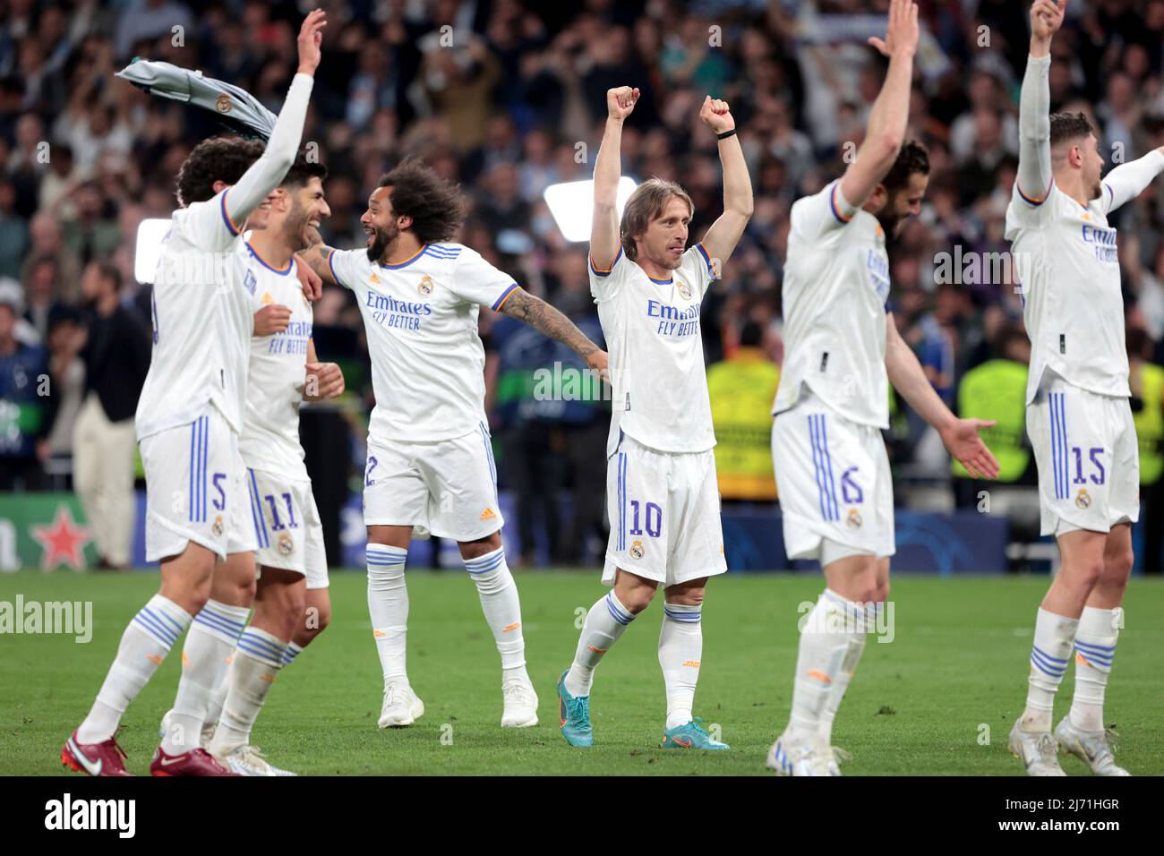 Madrid, Spagna; 04.05.2022.- incontro semifinale del Real Madrid vs Manchester City Champions League che si tiene al Santiago Bernabeu Stadium di Madrid Real Madrid alla fine del gioco si vince in città ??giocatore Punteggio finale 3-1 Real Madrid goals Rodrygo 90 , 91 + 1  e Karim Benzema 95 P. Manchester City Goals Riyadh Marhez Global Score 6-5 Foto: Juan Carlos Rojas Foto Stock