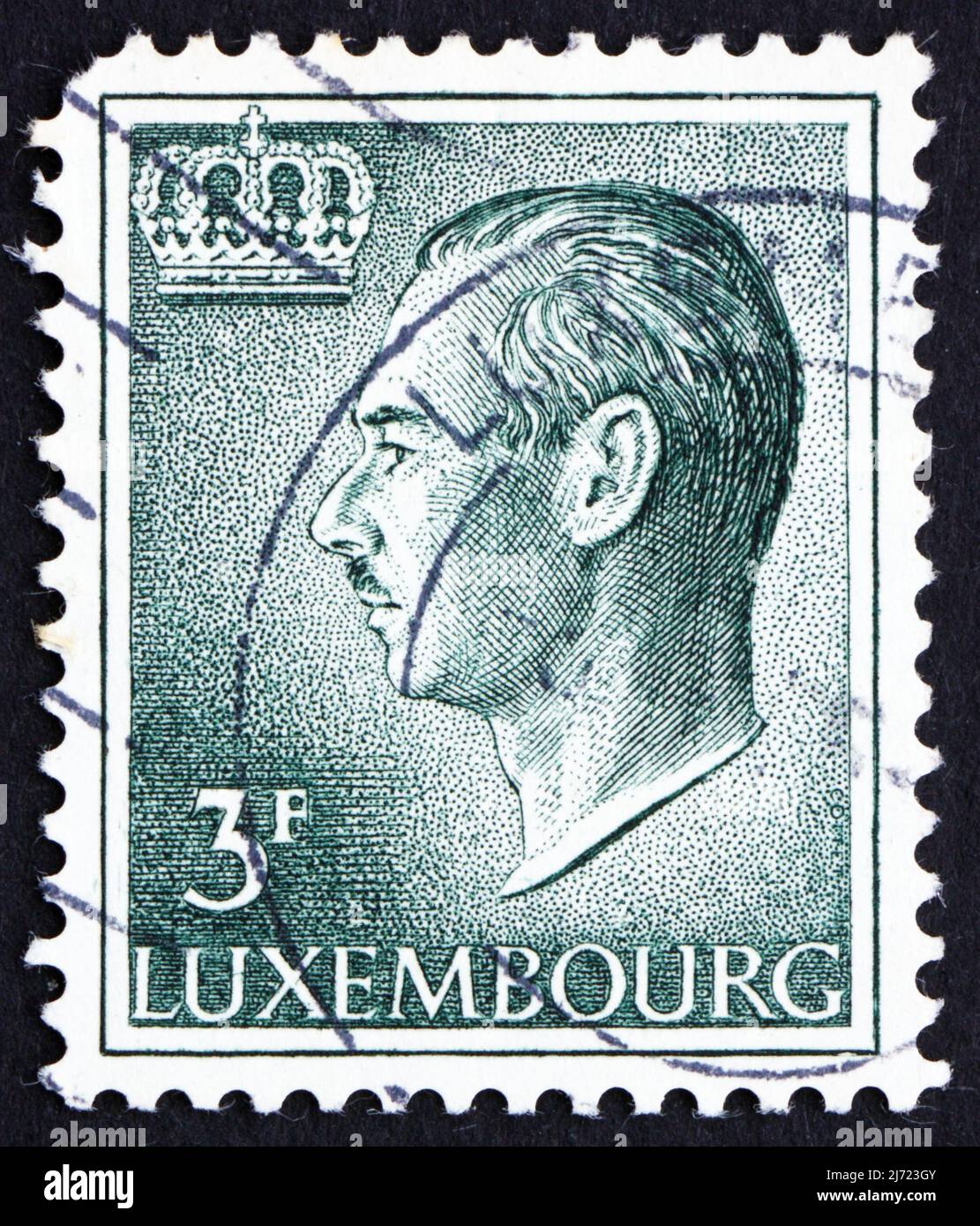 LUSSEMBURGO - CIRCA 1965: Un timbro stampato nel Lussemburgo mostra Jean, Granduca di Lussemburgo, governato dal 1964 al 2000, circa 1965 Foto Stock