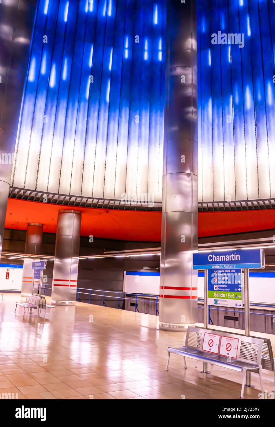 Chamartín, la seconda stazione principale di Madrid. Metropolitana Madrid architettura, Spagna, Europa Foto Stock