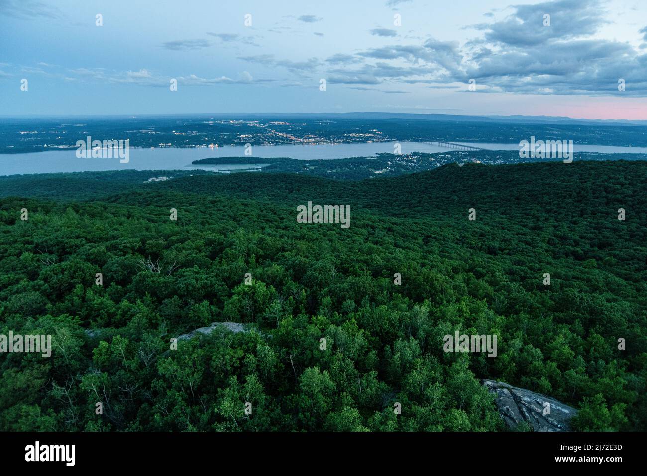 Vista dalla cima del Monte Beacon all'alba, Hudson Valley, New York state Foto Stock