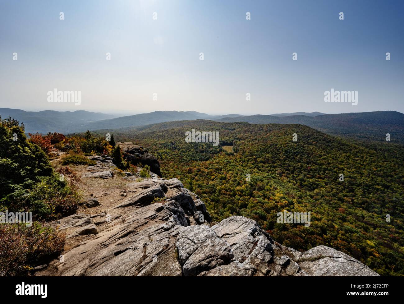 Vista dalla Sleeping Beauty Mountain nella Lake George Wild Forest, Adirondacks, New York state Foto Stock