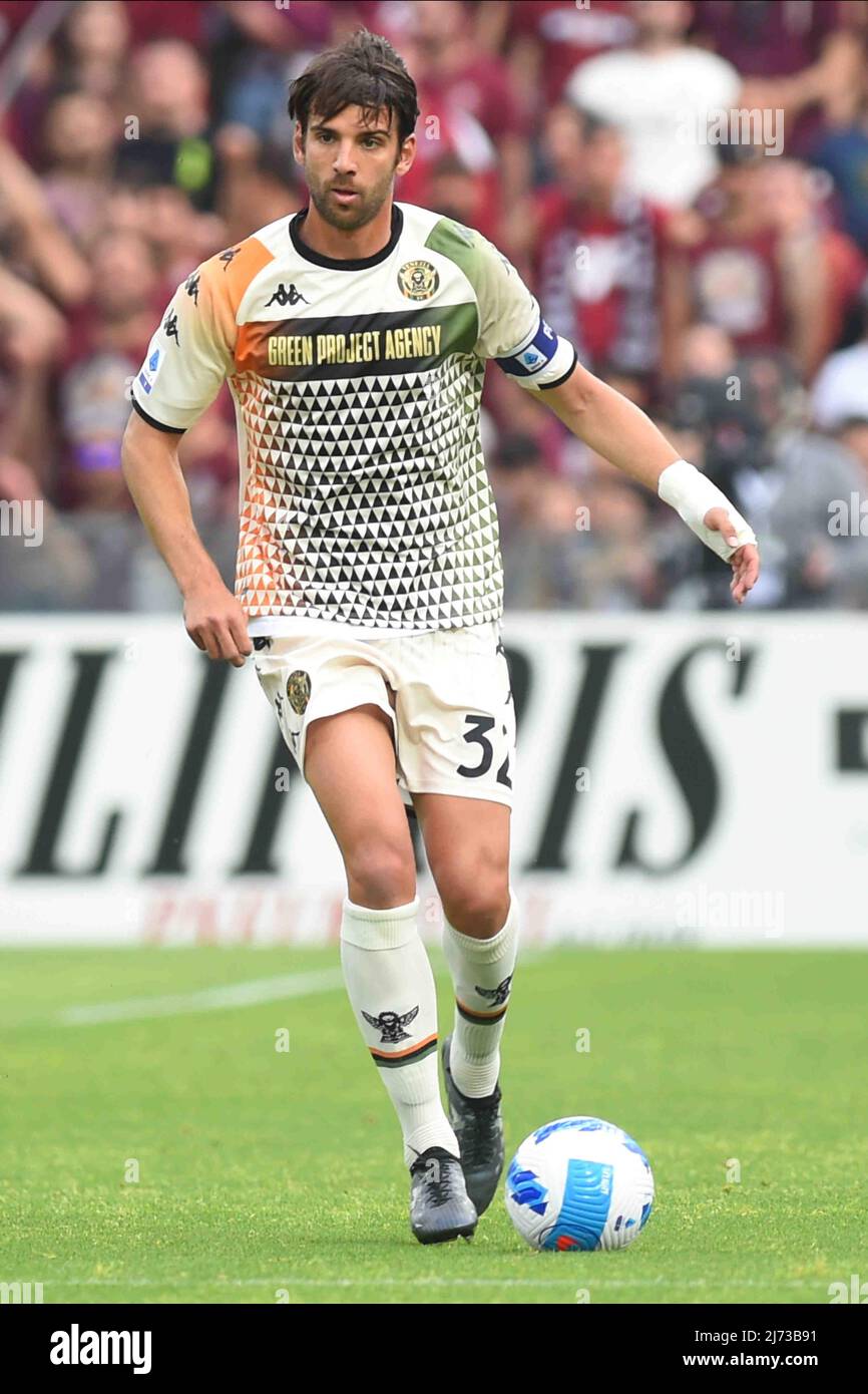 Pietro Ceccaroni (Venezia FC) in azione durante la serie A 2021/22 match tra noi. Salernitana 1919 e Venezia FC. Allo Stadio Arechi Foto Stock