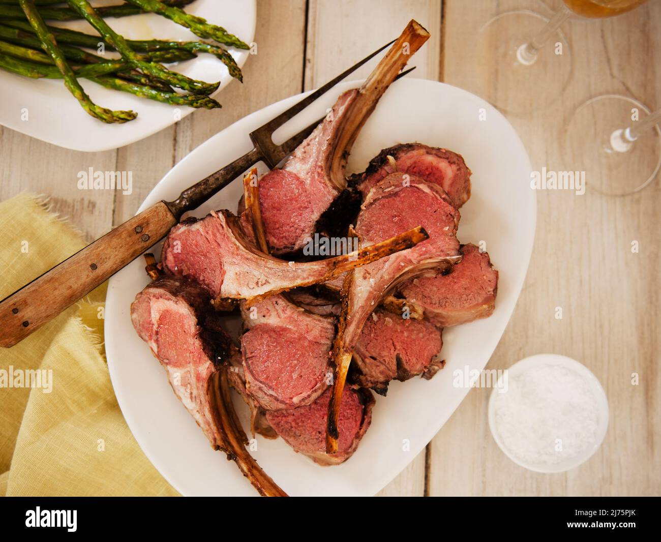 Piatto di costolette di agnello Foto Stock