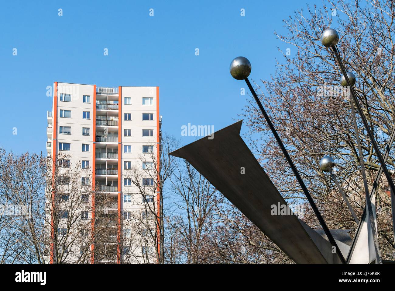 Berlino, Hansaviertel, mostra internazionale di costruzioni, punto alto,  Bartningallee 5, Luciano Baldessari Foto stock - Alamy