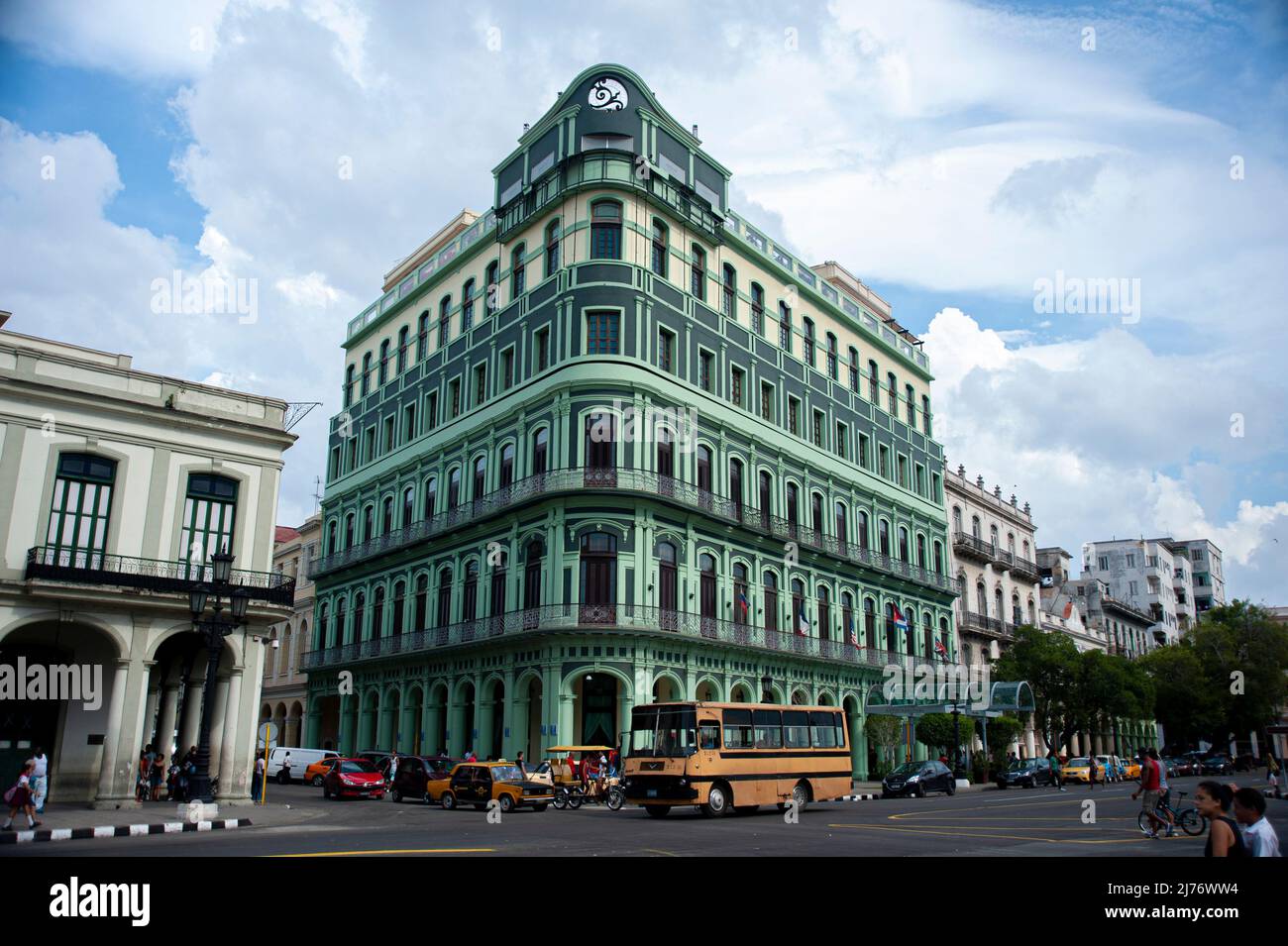 Hotel Saratoga nella vecchia Havana, Cuba prima del grande incendio nel 2022. Foto Stock