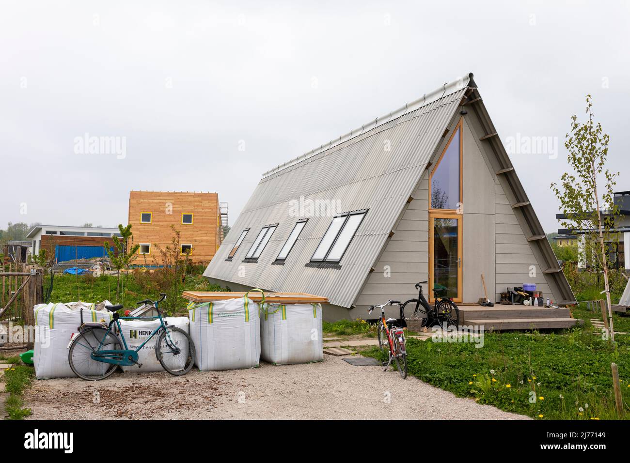 Piccola casa ecologica situata nell'eco-villaggio di Oosterwold Almere, nei Paesi Bassi Foto Stock