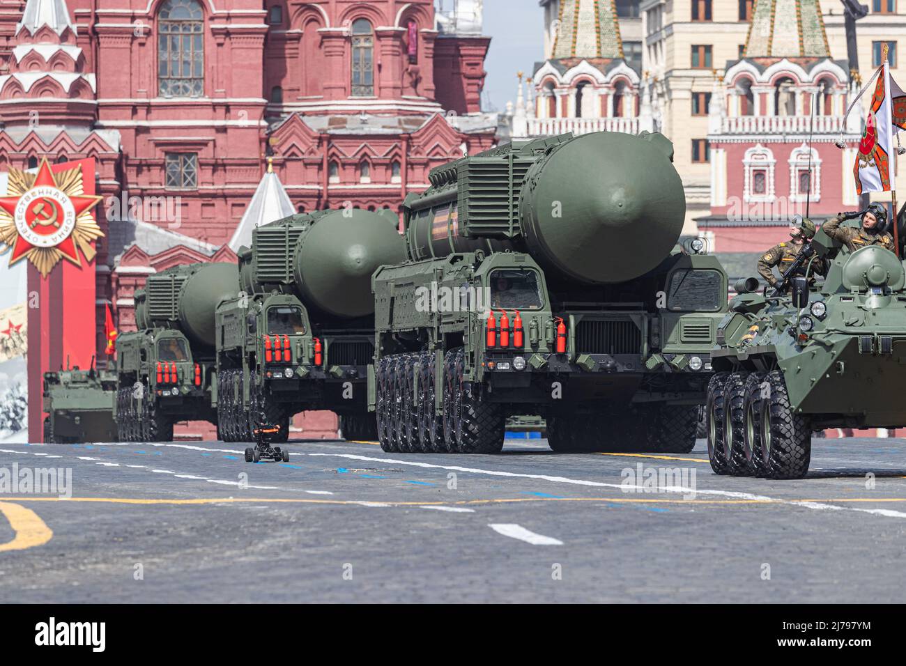 Mosca, Russia. 7th maggio 2022. I missili balistici yars partecipano a una prova della sfilata della Giornata della Vittoria a Mosca, Russia, 7 maggio 2022. Credit: Bai Xueqi/Xinhua/Alamy Live News Foto Stock