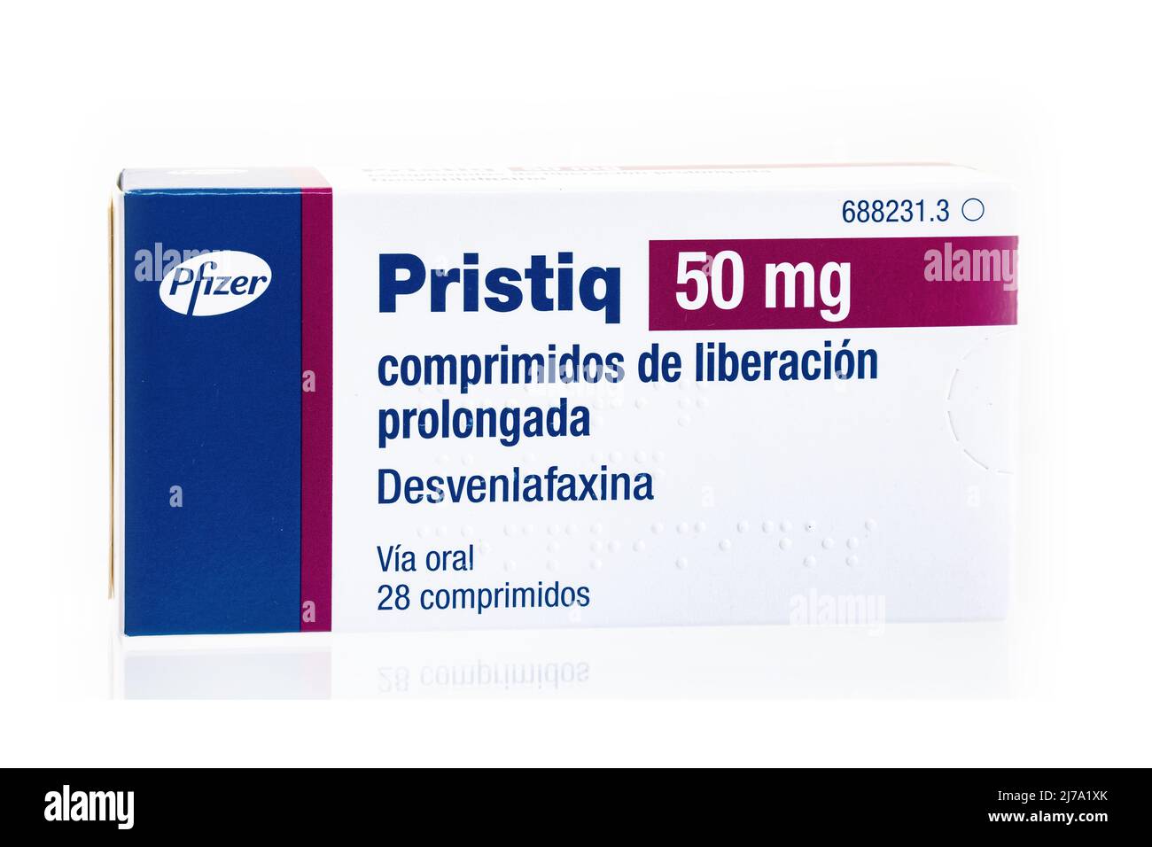 Huelva, Spagna - 07 maggio 2022: Desvenlafaxine, venduto con il marchio Pristiq tra gli altri come, è un farmaco usato per trattare la depressione. Foto Stock