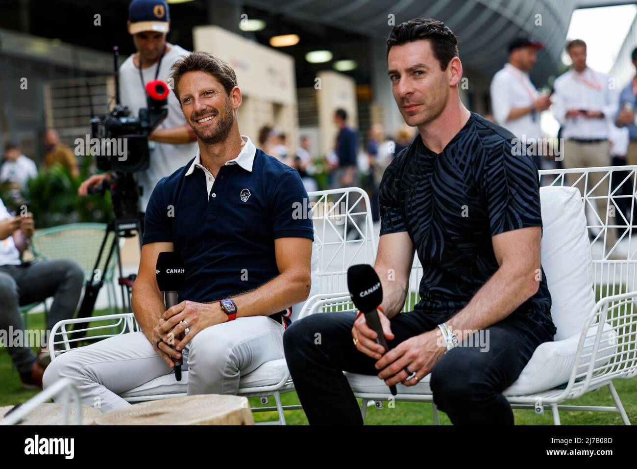GROSJEAN Romain e PAGENAUD Simon in un'intervista per Canal + durante la Formula 1 Crypto.com Miami Grand Prix 2022, 5th round del FIA Formula uno World Championship 2022, sull'autodromo Internazionale di Miami, dal 6 al 8 maggio 2022 a Miami Gardens, Florida, Stati Uniti d'America - Foto Julien Delfosse / DPPI Foto Stock